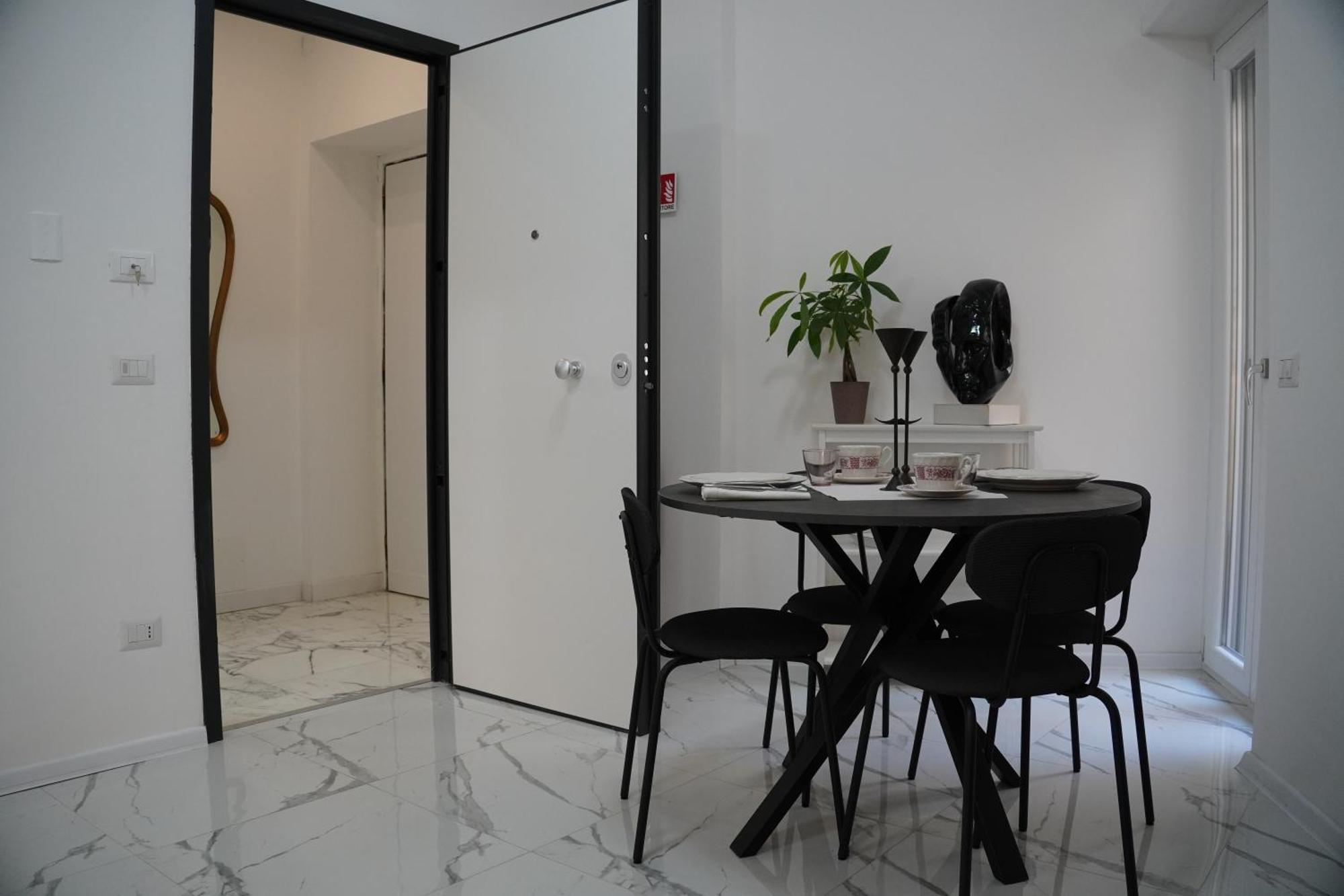Lela's - Puglia Mia Group * Rom